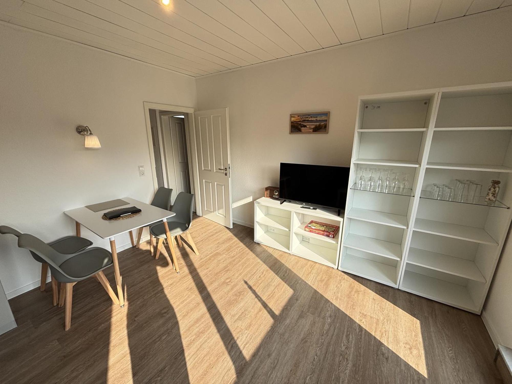 Haus Seeigel Stranddistel * Norderney